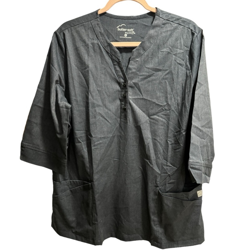 UA Butter-Soft STRETCH Women's 4-Pocket Round Neckline Scrub Top, size XL